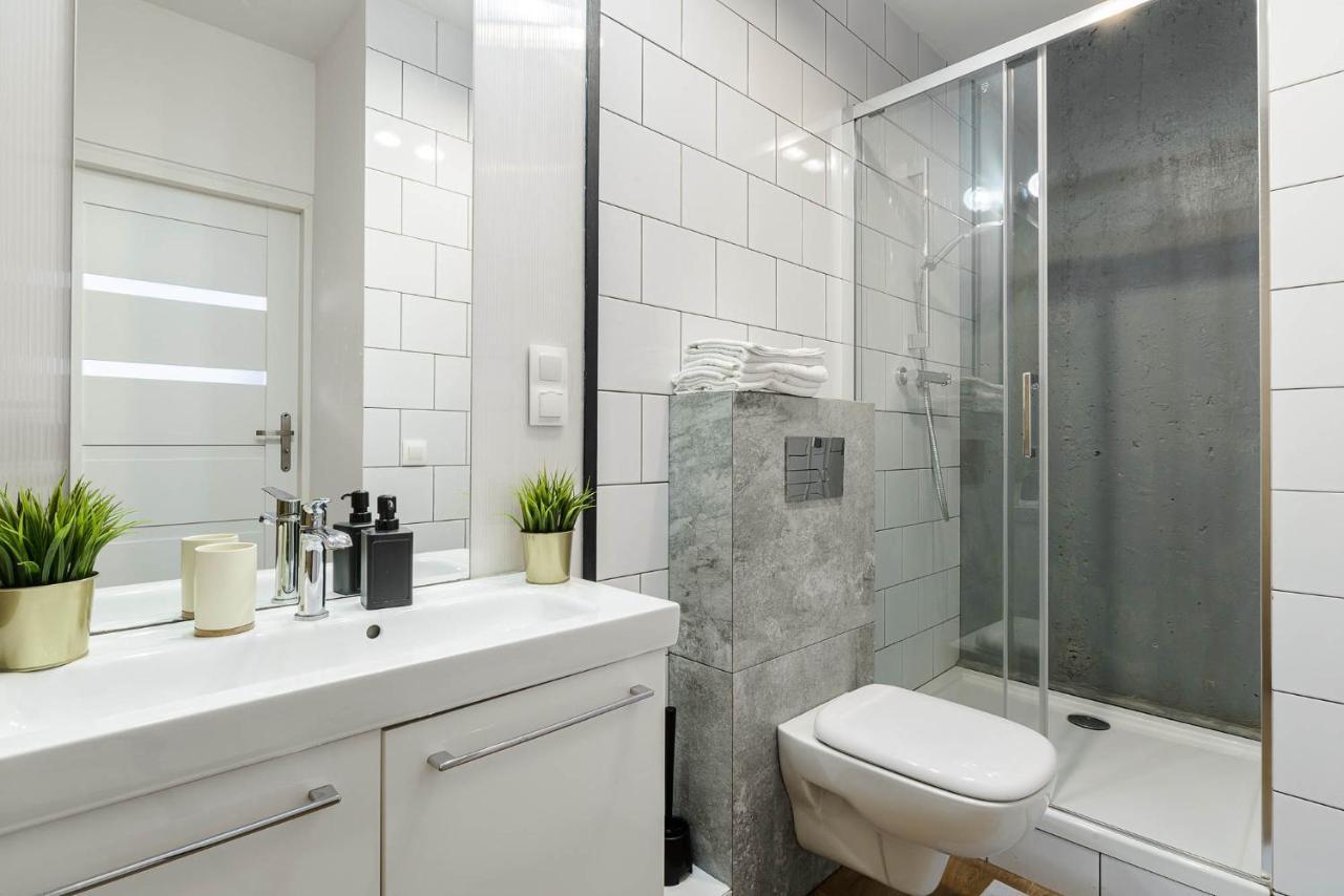 Stylish Apartment In The City Center Of Warszawa Eksteriør bilde